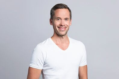 zahnarzt_zuerich_oliver_bison.jpg