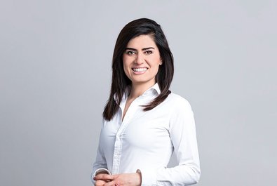 zahnarzt_zuerich_sahar_haroon.jpg